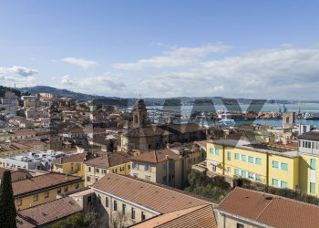Edificio all\'aperto - Appartamento Via Goito
 
6, Ancona - foto 4