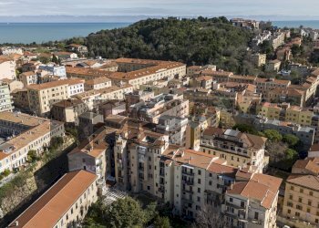 Edificio all\'aperto - Appartamento Via Goito
 
6, Ancona - foto 10