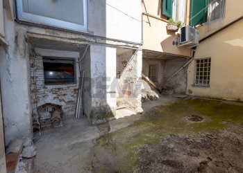 Casa all\'aperto - Box Via Castelfidardo
 
33, Jesi - foto 7