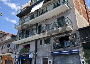 Edificio all\'aperto - Attico via lucciola
 
28, Bronte - foto 1