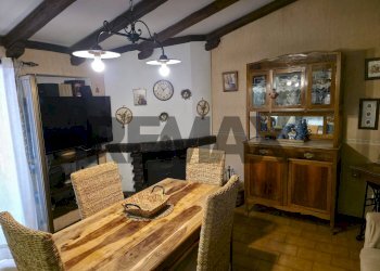 Sala da pranzo - Attico via lucciola
 
28, Bronte - foto 11