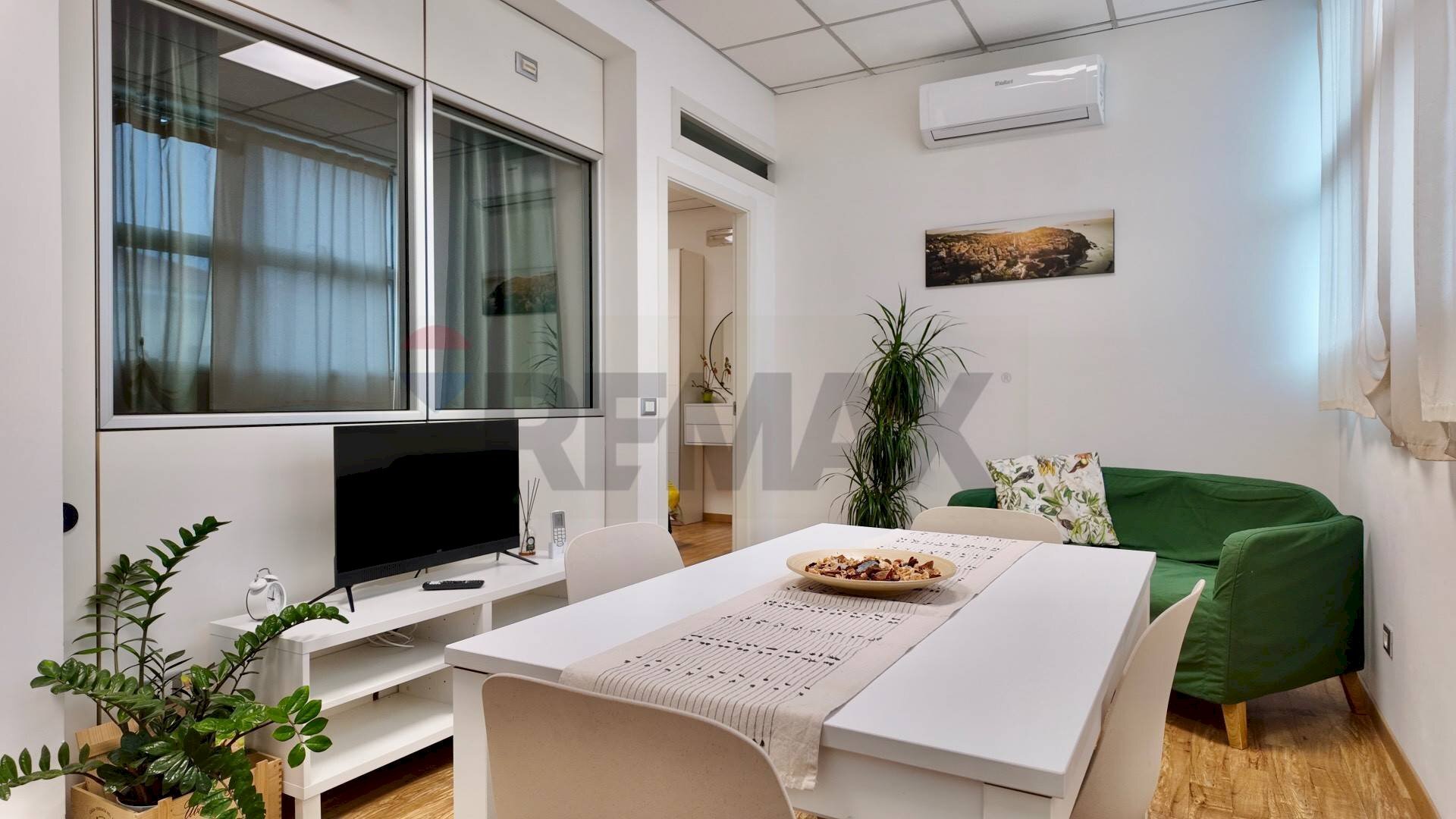 Soggiorno - Three-room apartment Via Maggini
 
55, Ancona - photo 1