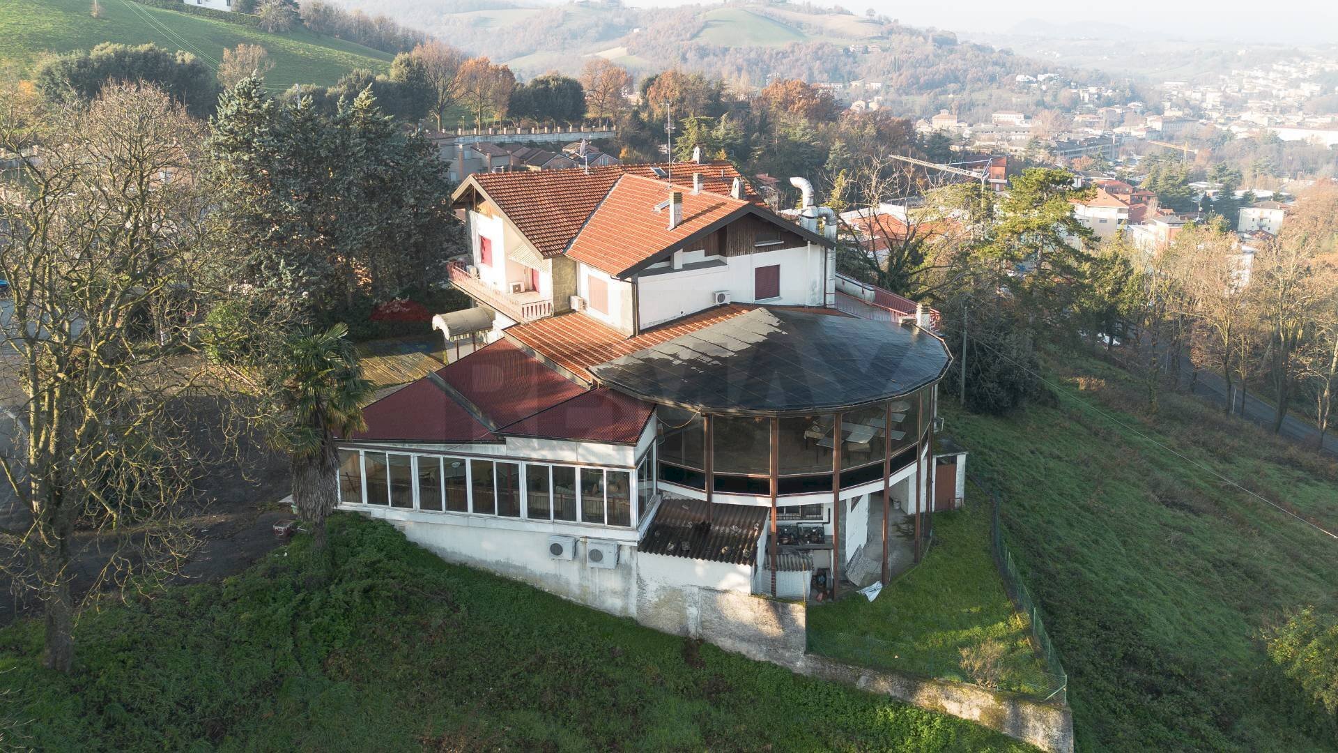 Casa all\'aperto - Commercial Premises Viale Marconi
30, Salsomaggiore Terme - photo 3