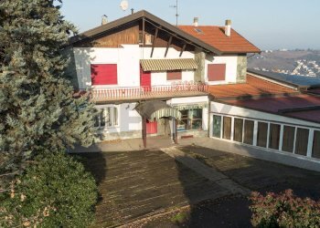 Casa all\'aperto - Commercial Premises Viale Marconi
30, Salsomaggiore Terme - photo 1