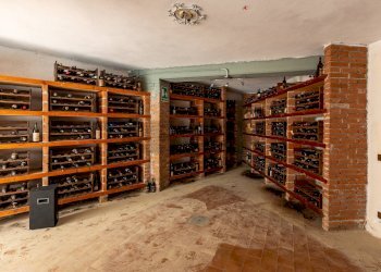 Cantina - Commercial Premises Viale Marconi
30, Salsomaggiore Terme - photo 17