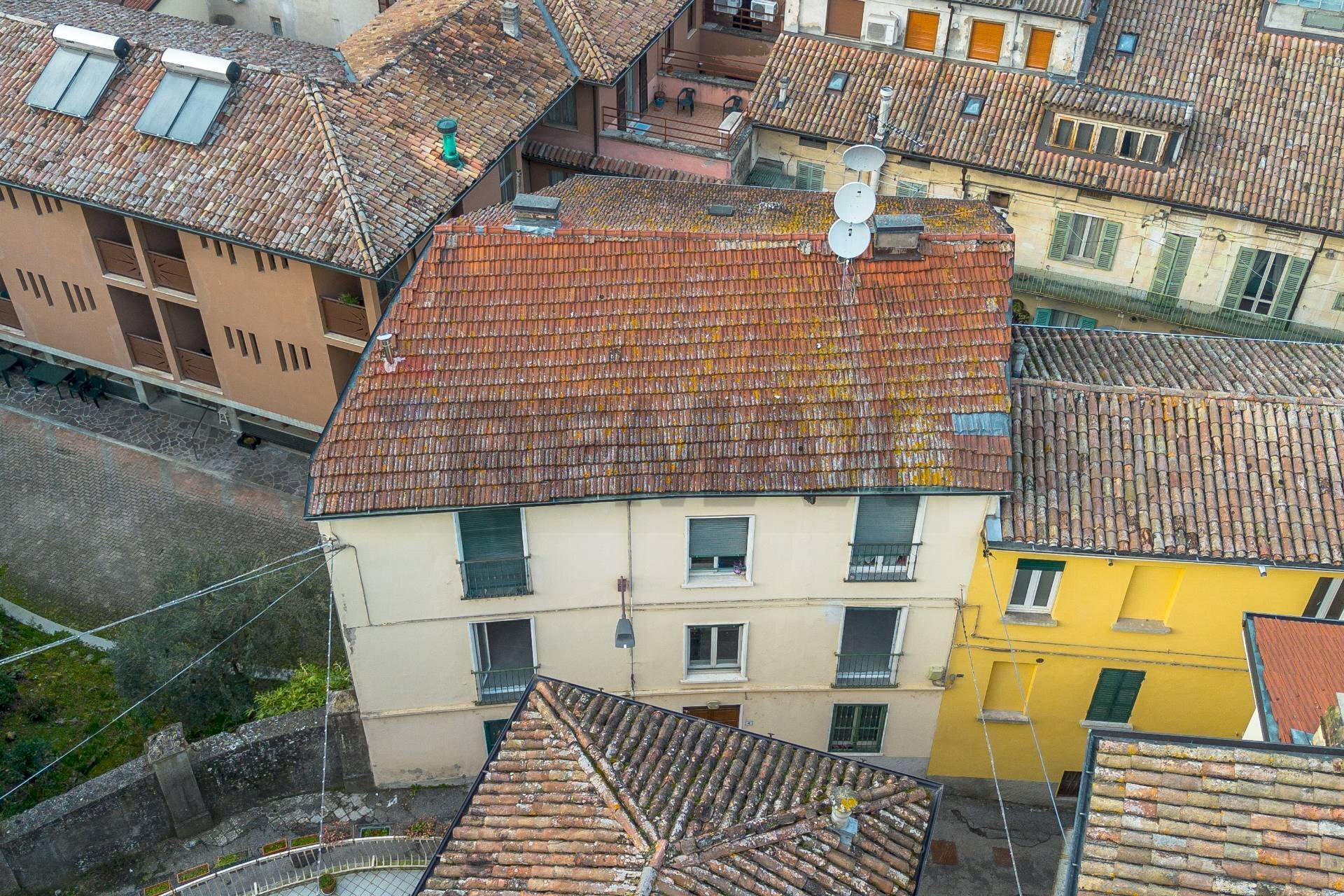 Edificio all\'aperto - Three-room apartment Via Gragnani
4, Salsomaggiore Terme - photo 2