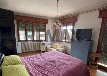 Camera / camera da letto - Commercial Premises via Manzoni
22, Grisignano di Zocco - photo 21