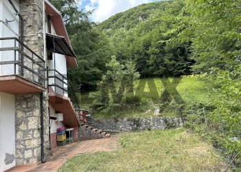 Giardino - Independent house SP di Pizzone
 
snc, Pizzone - photo 6