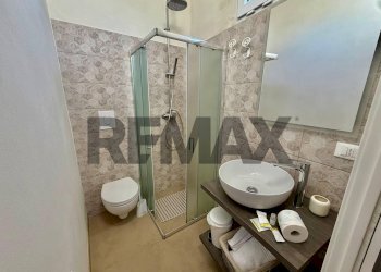 Bagno - Casa indipendente Largo Puccini
 
13, Carovigno - foto 2