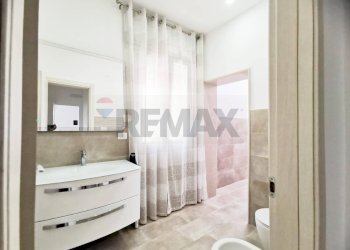 Bagno - Villa Via Lungomare
 
snc, San Pietro Vernotico - foto 8