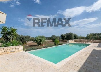 Piscina - Villa Contrada Grotta Giuliana
 
20, Carovigno - photo 43