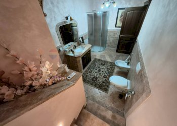 Bagno - Independent house Via Oronzo Reale
 
snc, Surbo - photo 22