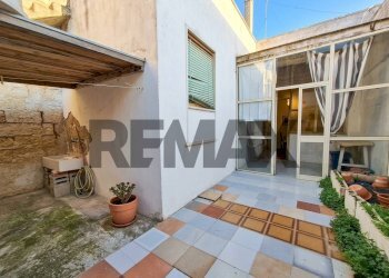 Terrazza - Independent house Via Cesare Battisti
 
40, Cellino San Marco - photo 1