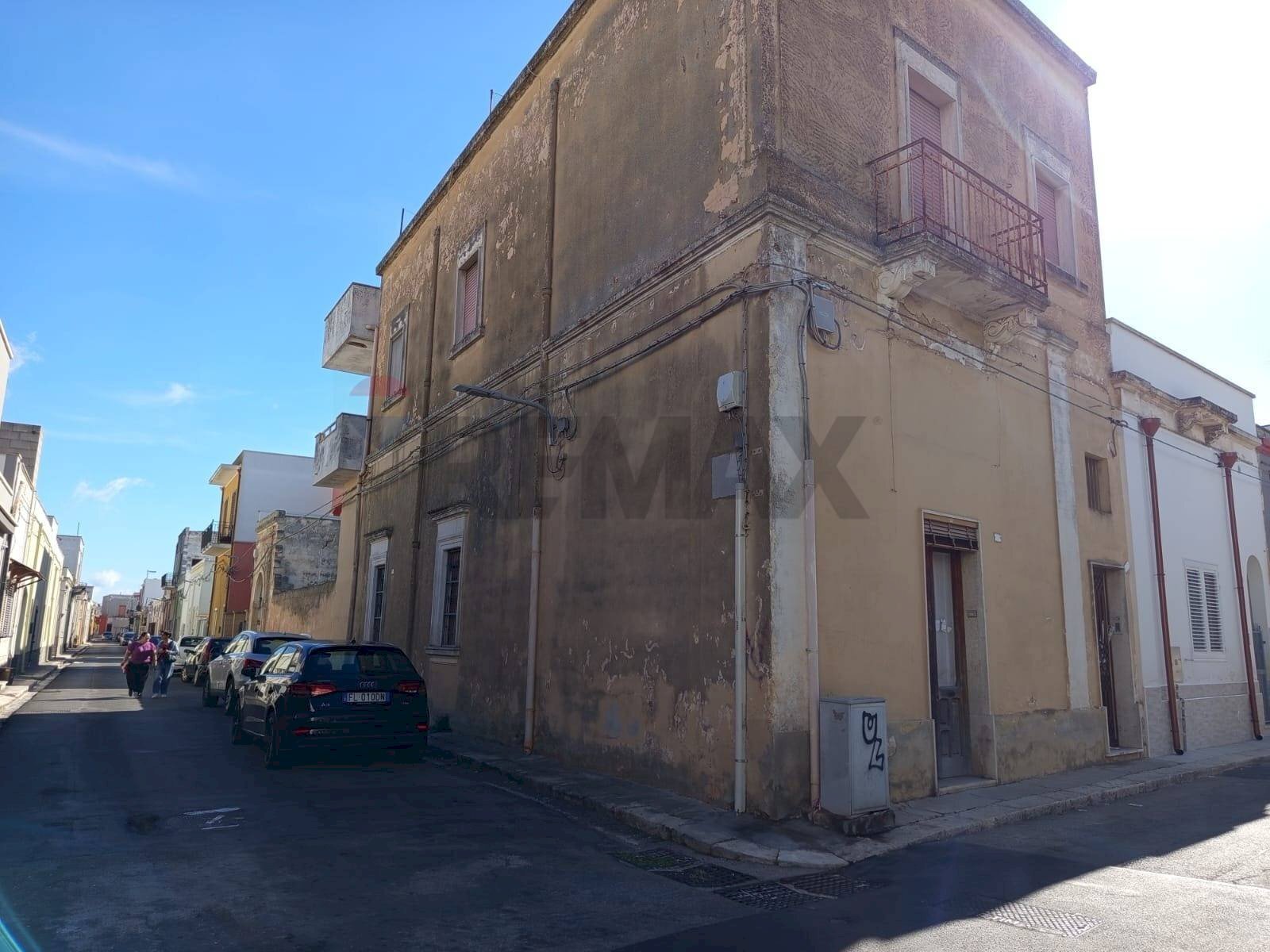 Edificio all\'aperto - Casa indipendente Via Pier Giovanni Rizzo
 
31, San Pietro Vernotico - foto 1