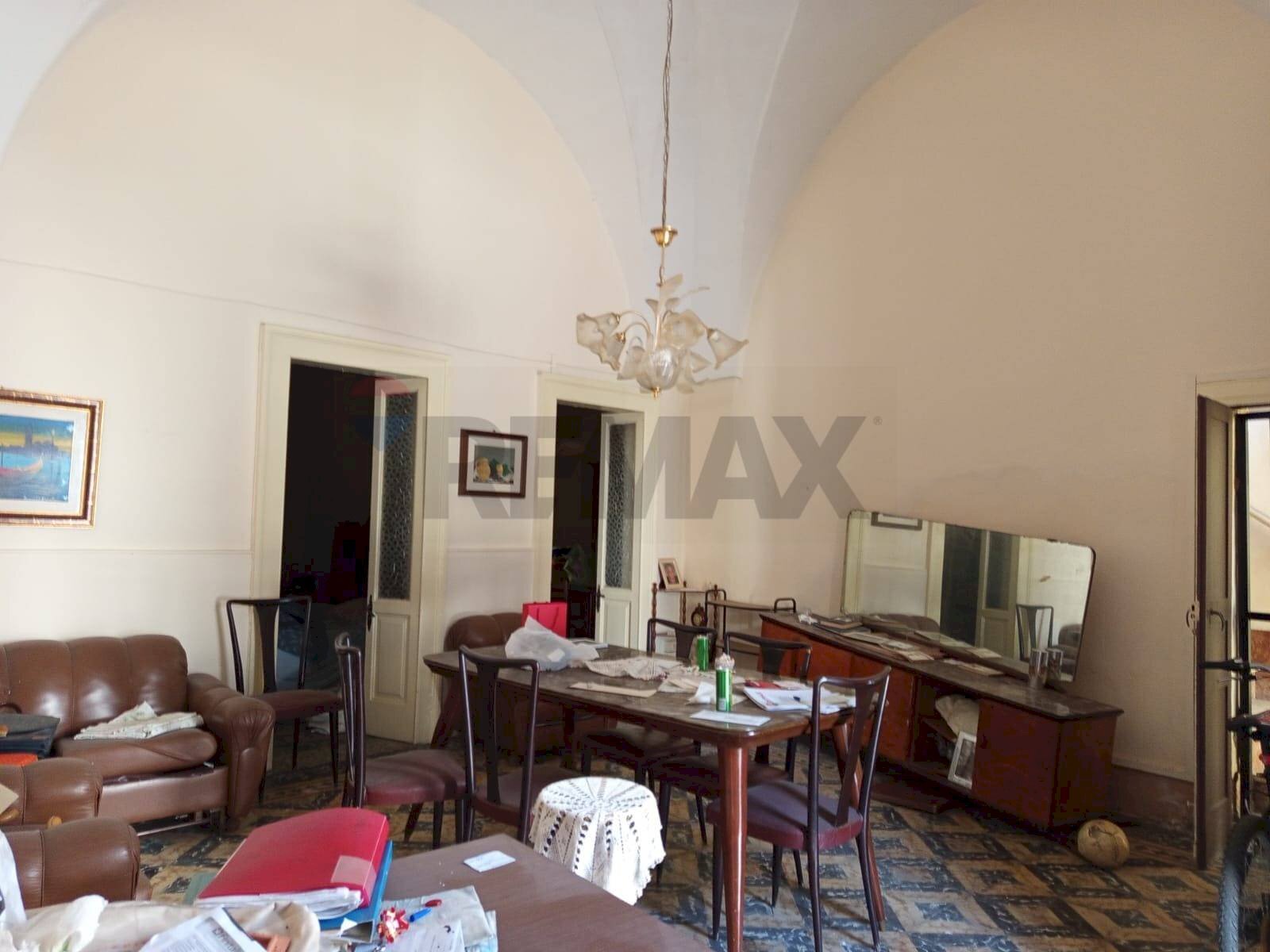 Sala da pranzo - Casa indipendente Via Pier Giovanni Rizzo
31, San Pietro Vernotico - foto 3