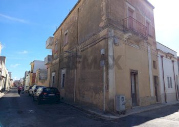Edificio all\'aperto - Casa indipendente Via Pier Giovanni Rizzo
 
31, San Pietro Vernotico - foto 1
