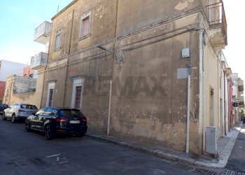Edificio all\'aperto - Casa indipendente Via Pier Giovanni Rizzo
 
31, San Pietro Vernotico - foto 2