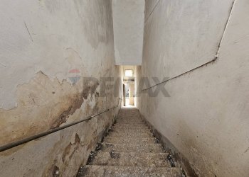 Scale - Independent house Via Genova
 
17, San Pietro Vernotico - photo 5