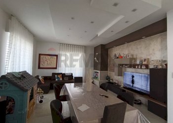 Sala da pranzo - Casa indipendente Via Francesco Petrarca
 
15, San Pancrazio Salentino - foto 6