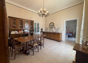 Sala da pranzo - Casa indipendente Via Galileo Galilei
29, San Pietro Vernotico - foto 8
