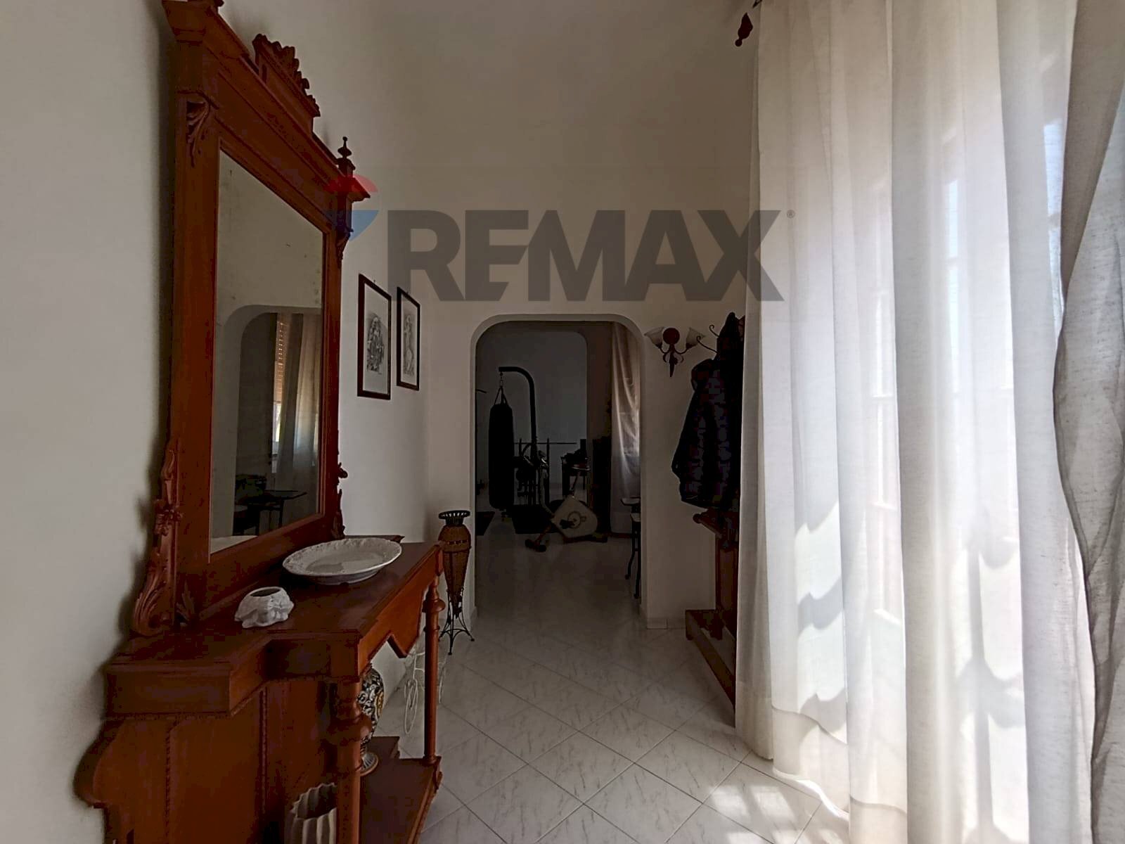 Hall / corridoio - Independent house Via Carrozzo
50, San Pietro Vernotico - photo 2