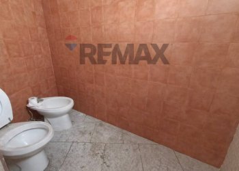 Bagno - Independent house Via Carrozzo
 
50, San Pietro Vernotico - photo 51