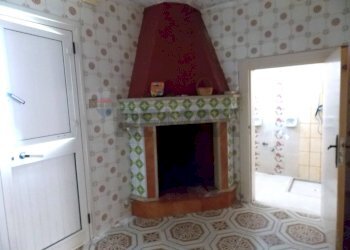 Cucina - Casa indipendente Via Mameli
 
27, Cellino San Marco - foto 16