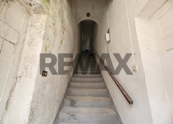 Scale - Casa indipendente Via Genova
3/5, San Pietro Vernotico - foto 12