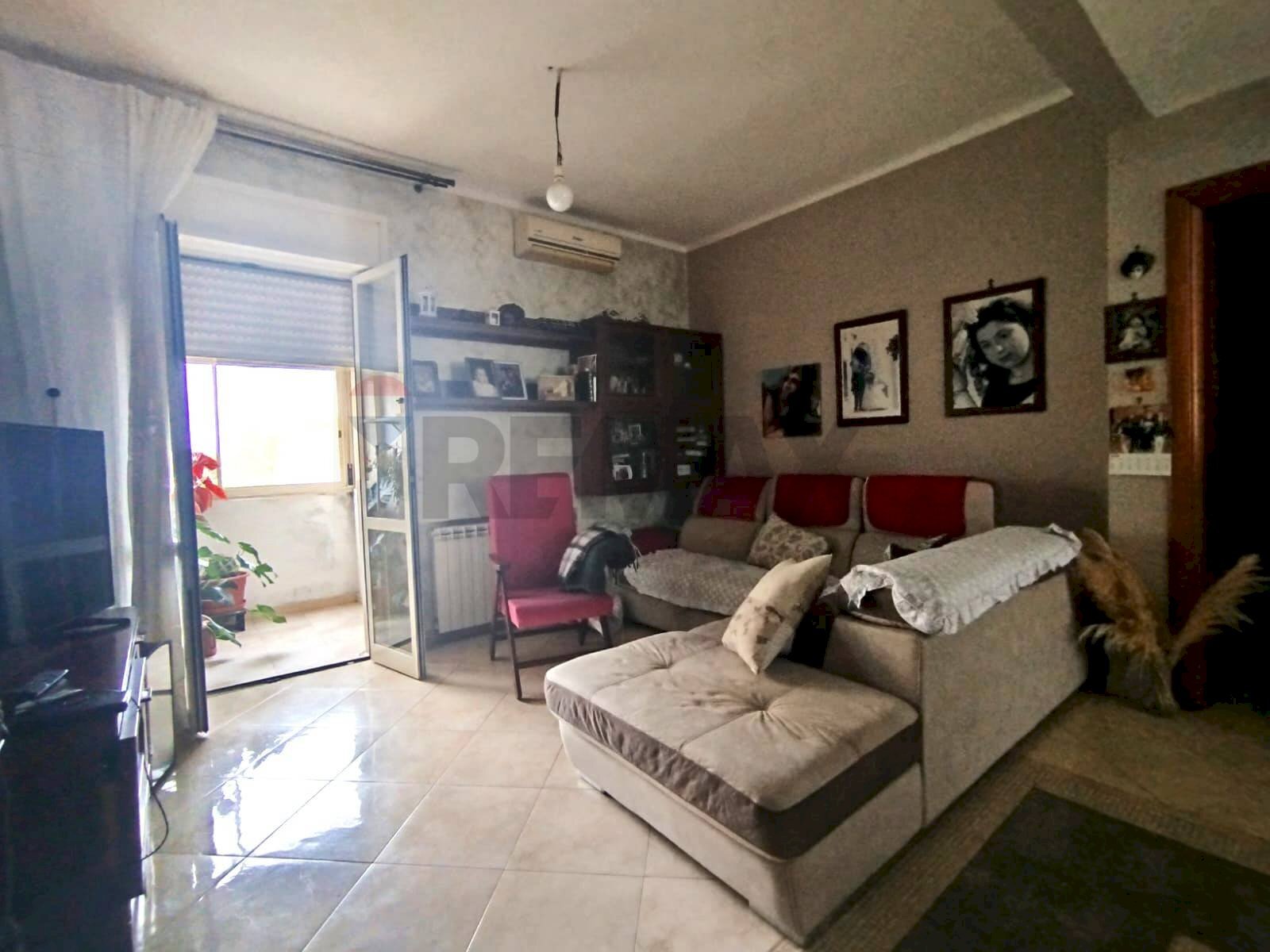 Soggiorno - Three-room apartment Via Giosuè Carducci
47, Brindisi - photo 2