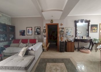 Soggiorno - Three-room apartment Via Giosuè Carducci
 
47, Brindisi - photo 1