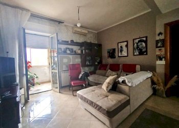 Soggiorno - Three-room apartment Via Giosuè Carducci
 
47, Brindisi - photo 2