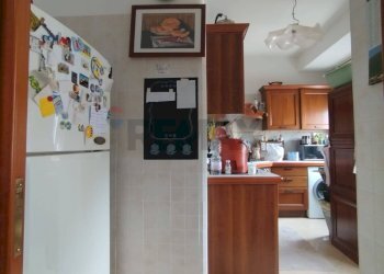 Cucina - Three-room apartment Via Giosuè Carducci
 
47, Brindisi - photo 16