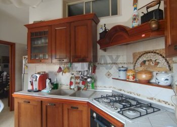 Cucina - Three-room apartment Via Giosuè Carducci
 
47, Brindisi - photo 18