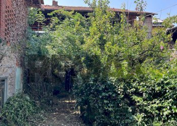 Giardino - Independent house Vicolo dell'incendio
 
10, Invorio - photo 2