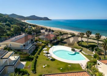 Piscina - Three-room apartment via sirio, Quartu Sant'Elena - photo 1