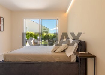 Camera / camera da letto - Three-room apartment via sirio, Quartu Sant'Elena - photo 12