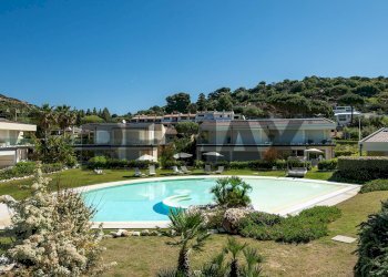 Piscina - Three-room apartment via sirio, Quartu Sant'Elena - photo 19