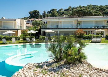 Piscina - Three-room apartment via sirio, Quartu Sant'Elena - photo 21