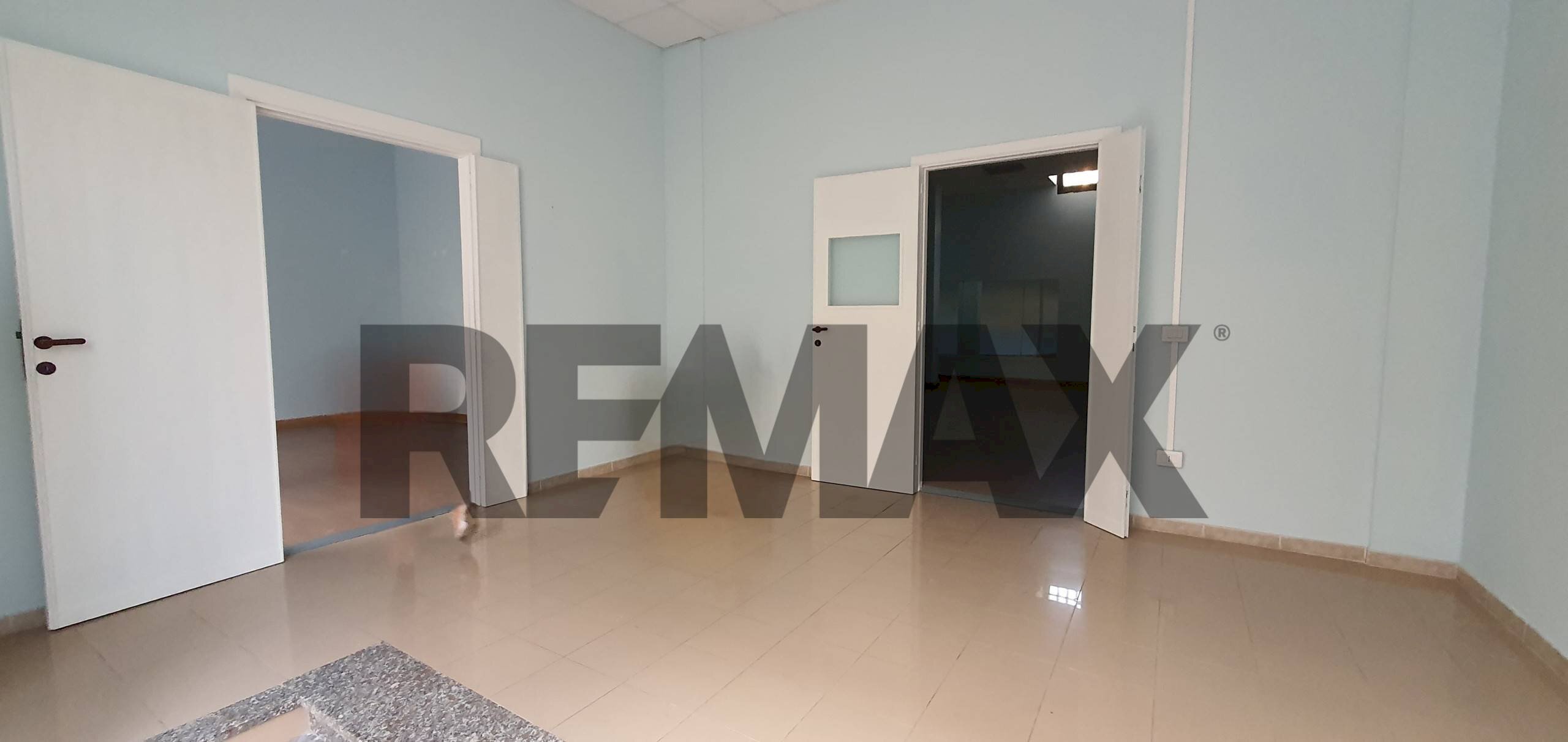 Stanza vuota - Commercial Premises Via Benedetto Croce
26, Quartu Sant'Elena - photo 3