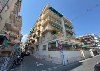 Foto 15 - Appartamento Via Don Piccagli
 
4, Alassio - foto 15