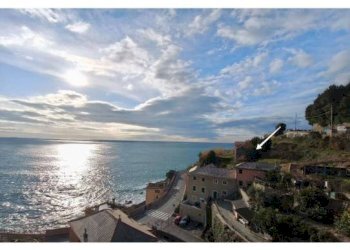Vista - Rustic via Pietro Paolo Rubens, Genova (neighborhood Voltri) - photo 3