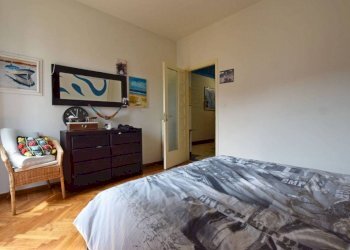 Camera da letto - Quadrilocale via Lorenzo Eula, 3, Mondovì - foto 9