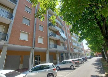Facciata - Appartamento via Novara, 10, Fossano - foto 1
