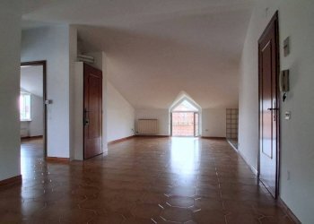 Soggiorno - Appartamento Bene Vagienna - foto 3