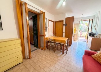 Two-room apartment Via Bonfante, Cipressa - photo 9