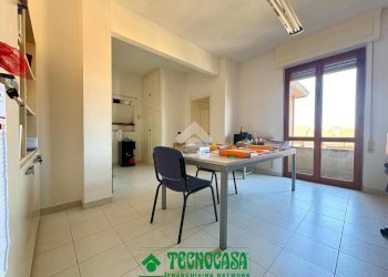 Three-room apartment Via Falcinello, Sarzana - photo 2
