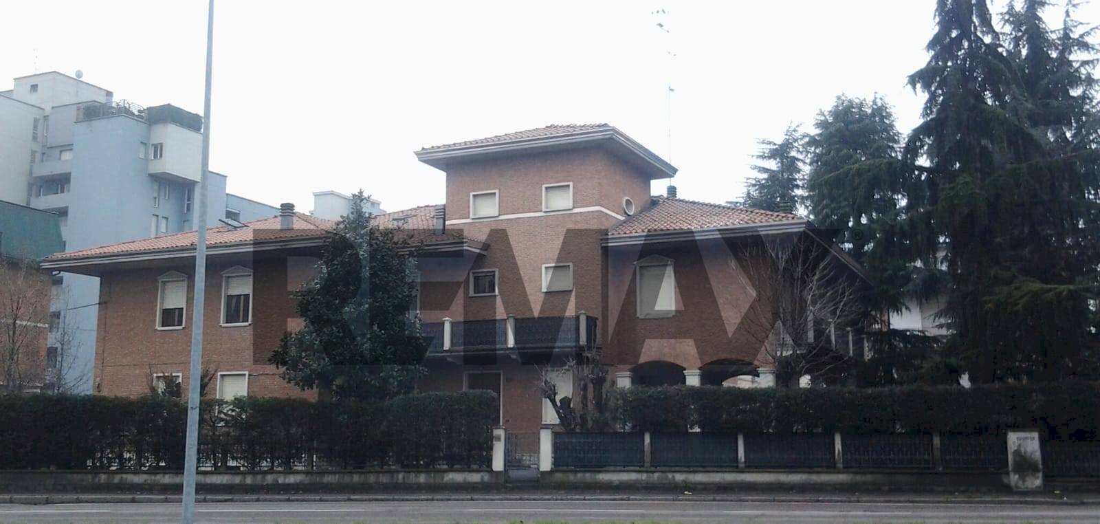 Independent house Villaggio Zeta, Modena, Modena - photo 1