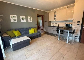 Three-room apartment Via Loreto, Lanzo Torinese - photo 9