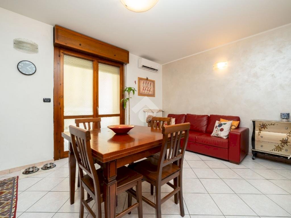 Three-room apartment Via Michelangelo Buonarroti, Mappano - photo 1