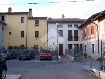Three-room apartment Via valtermina, Traversetolo - photo 1